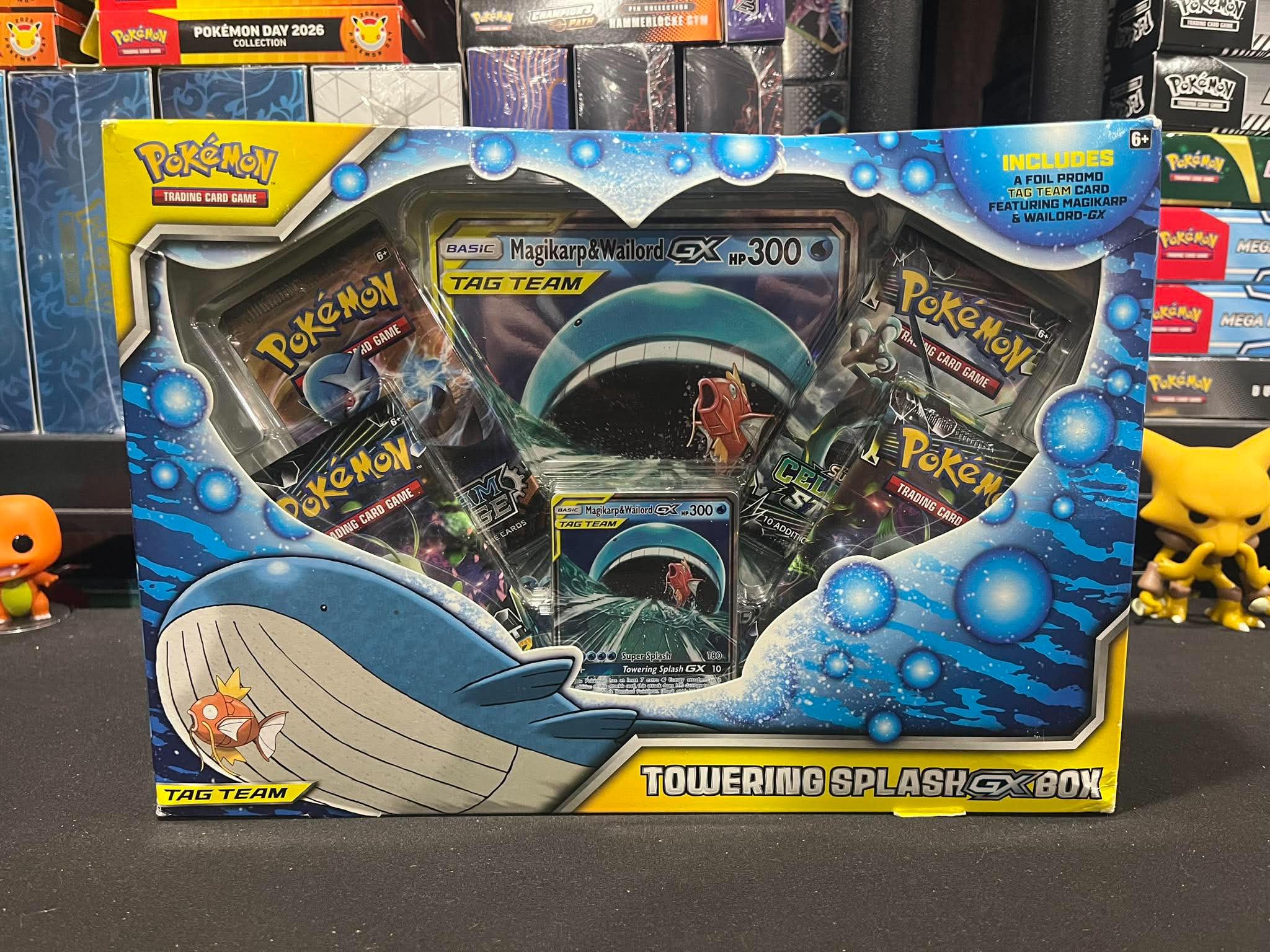 Towering Splash GX Box ( Sun & Moon ) Pokemon TCG